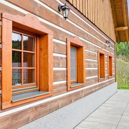 Villa Inviting With Warm Ambience